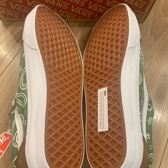 Vans Old Skool (Peace Paisley) Unity/True White Men's 10,Women's 11.5M - Picture 6 of 6